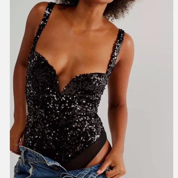 NWT! Free People Intimately Sparks Fly Sequined Black Thong Bodysuit Size Small - Picture 2 of 6